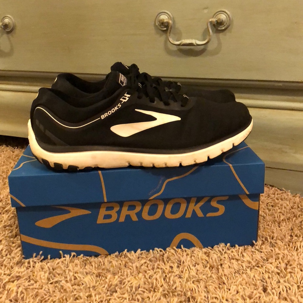 Brooks PureFlow 7